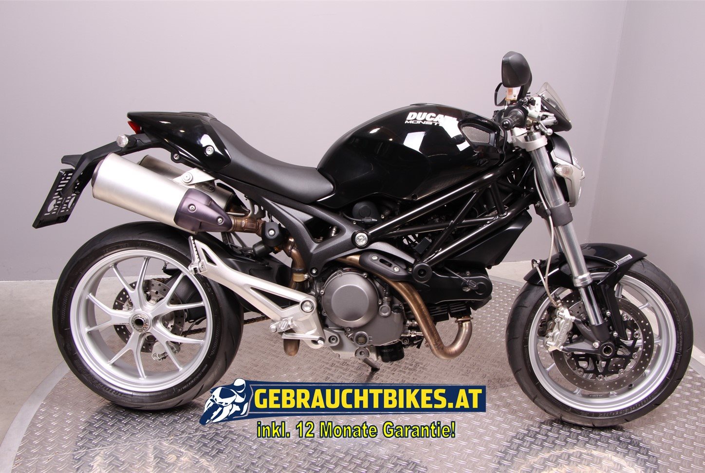 Ducati Monster 1100 Motorrad, gebraucht