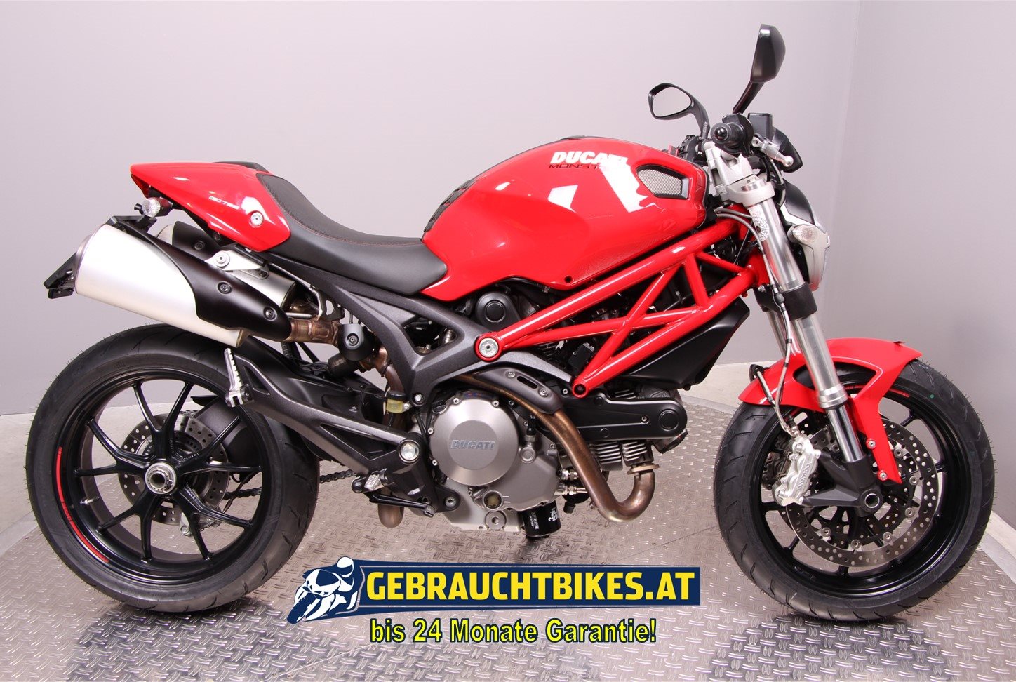 Ducati Monster 796 Motorrad, gebraucht
