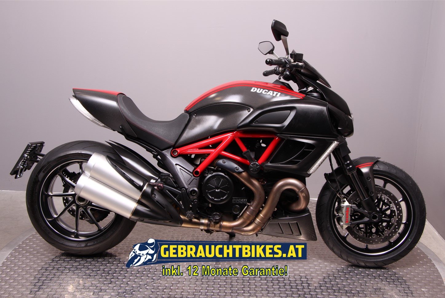 Ducati Diavel 1200 Motorrad, gebraucht