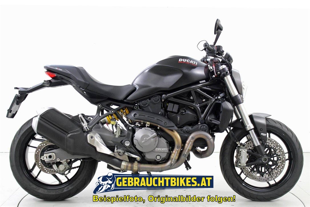 Ducati Monster 821 Motorrad, gebraucht