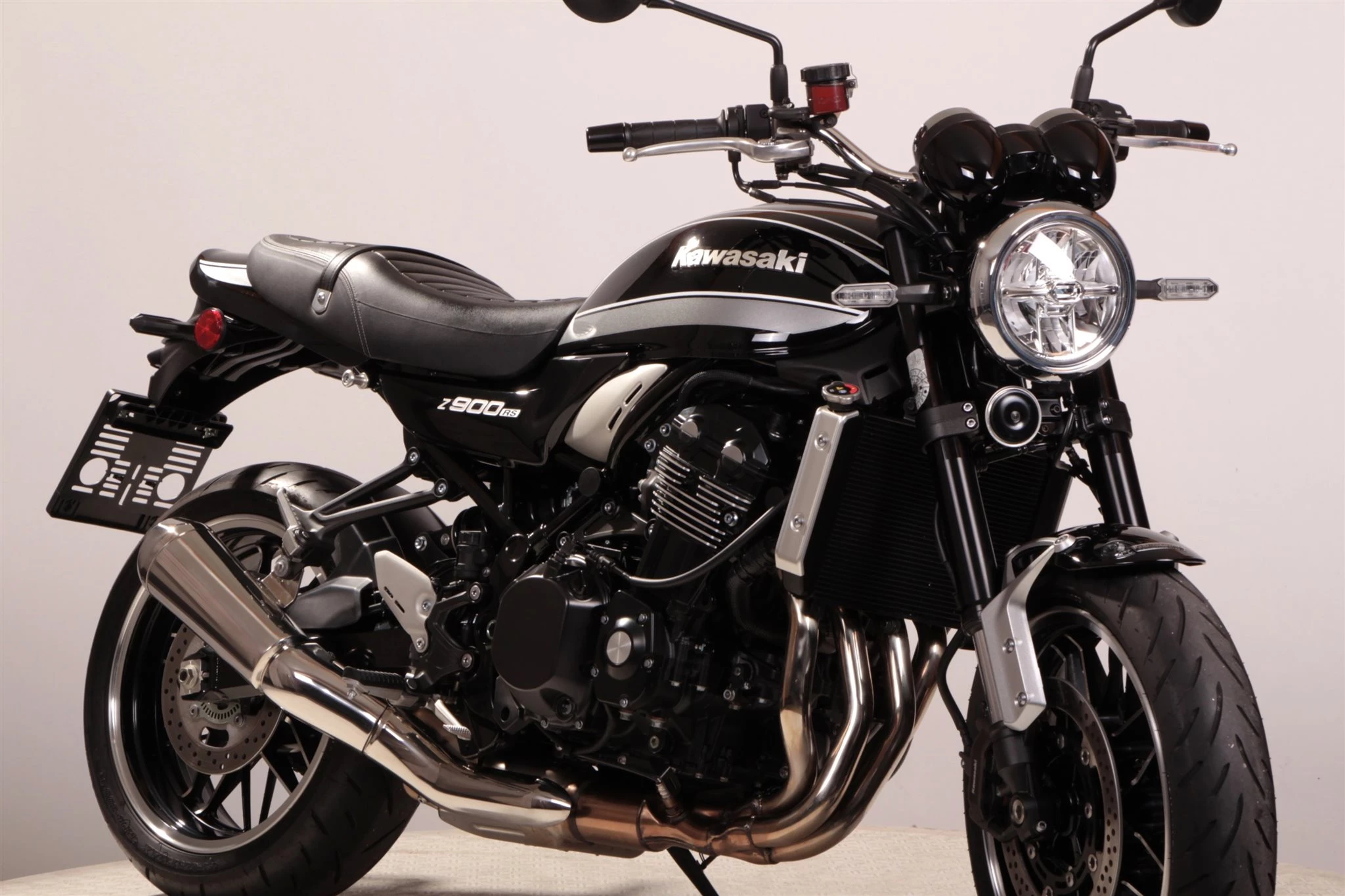 Kawasaki Z900 RS Motorrad, gebraucht Kawasaki Z900 RS Motorrad, gebraucht